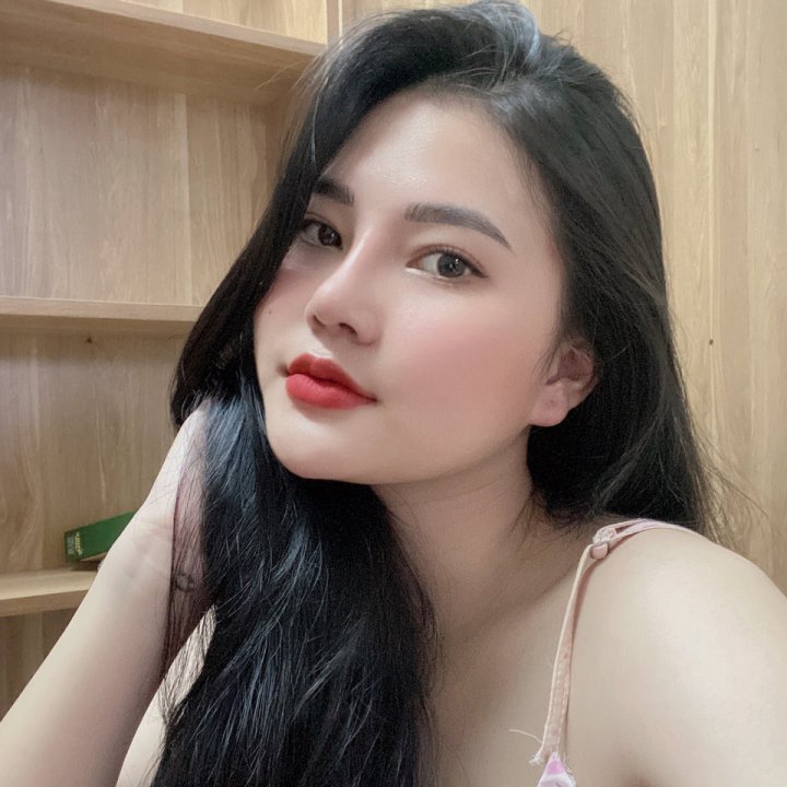 Hằng Bella